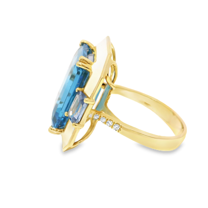 0.06CT Diamond 14.50CT London Blue and Blue Topaz Ring 14k Yellow Gold