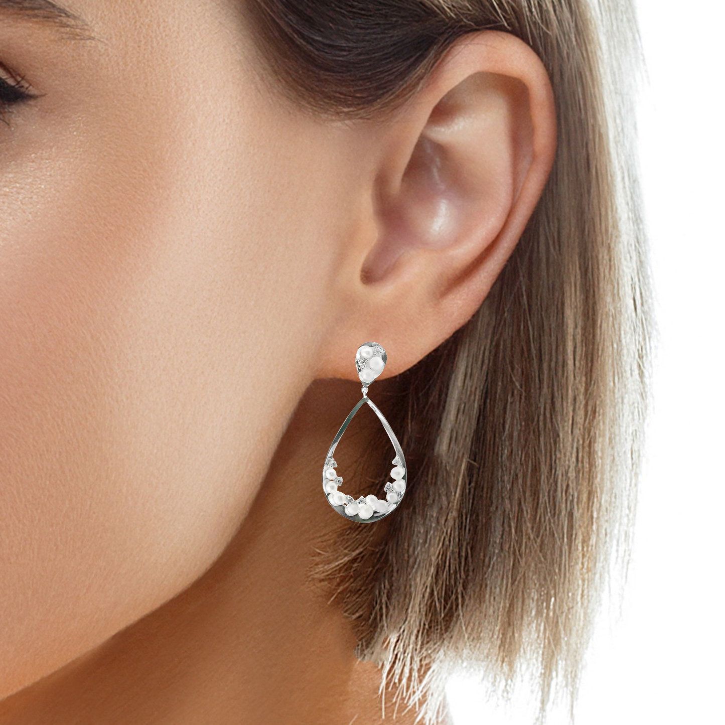 0.16CT Diamond  14k White Gold Pearl Earring