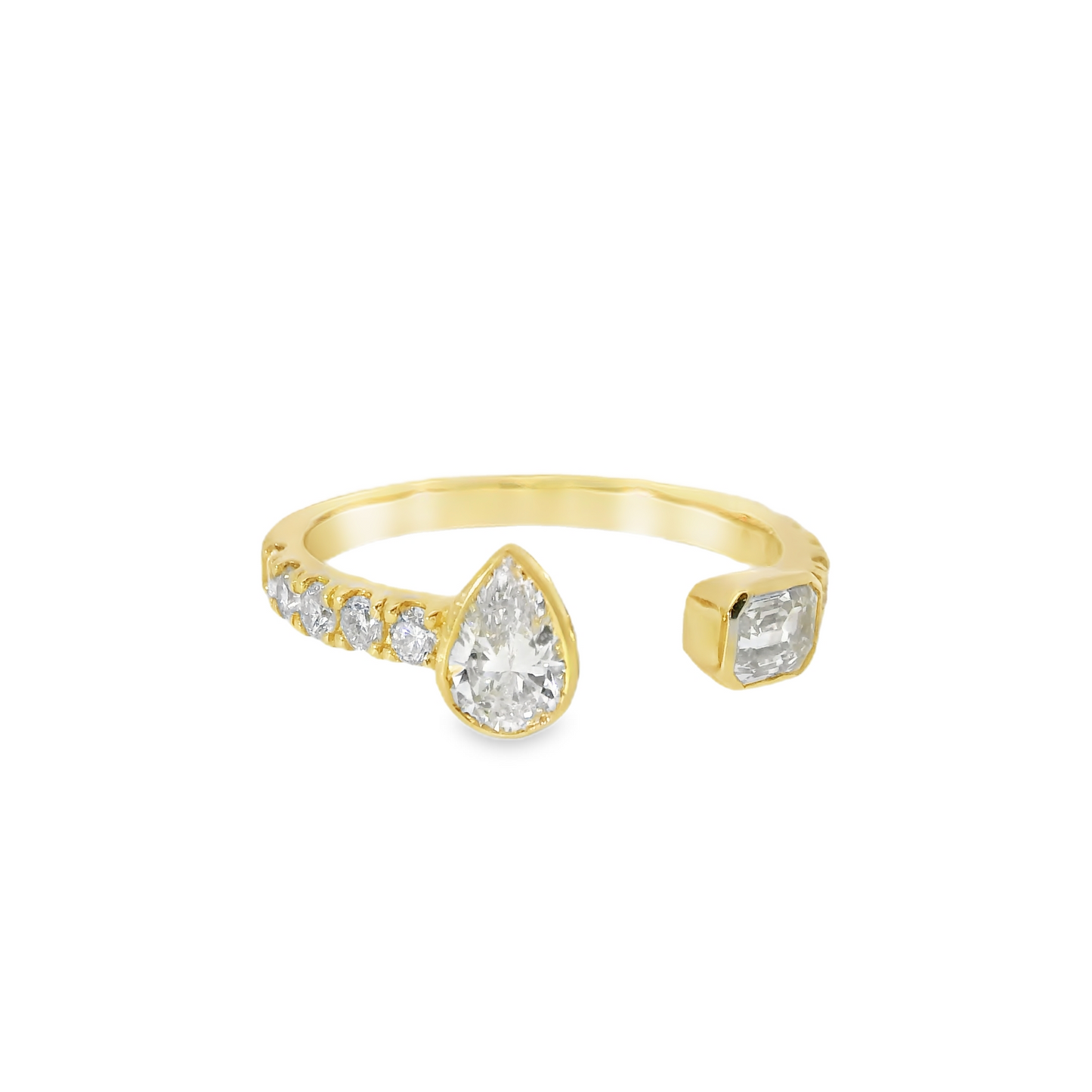 1.02CT Pear and Emerald Cut Diamond Ring 18K Gold