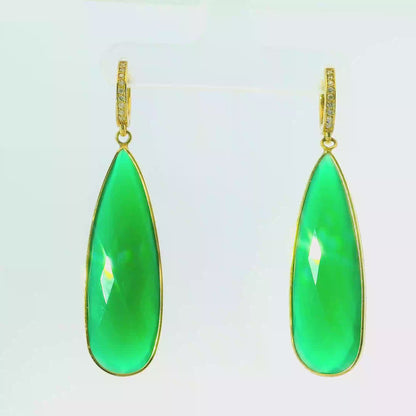 0.15Ct Diamond with Green Agate 14k Yellow Gold Earring
